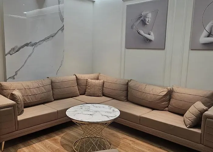 Eagle Nest Apartman Tirana